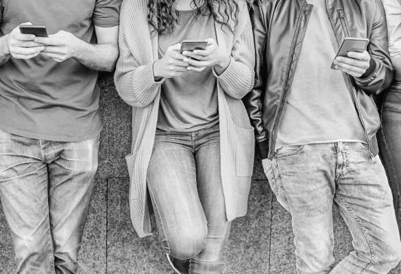 nuove-dipendenze-millenials-1024x683 nuove-dipendenze-millenials-1024x683