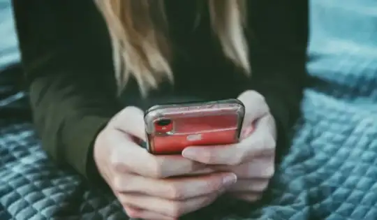 Dating app: come influenzano il modo di vivere le relazioni tra un Match e uno Swipe